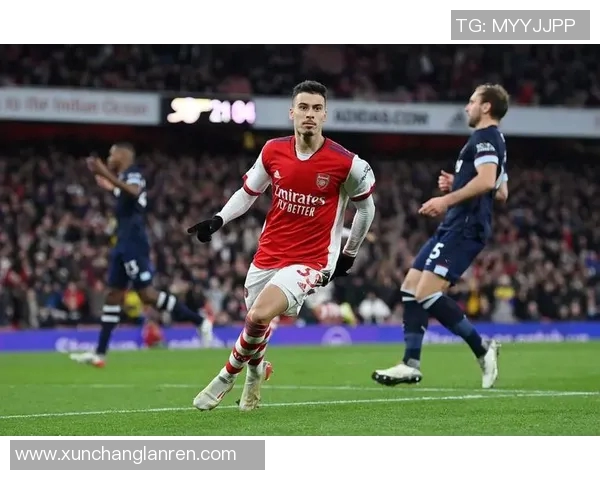 马丁内利的崛起与未来展望:从青涩小将到球队核心的蜕变之路 马丁内利的崛起与未来展望:从青涩小将到球队核心的蜕变之路