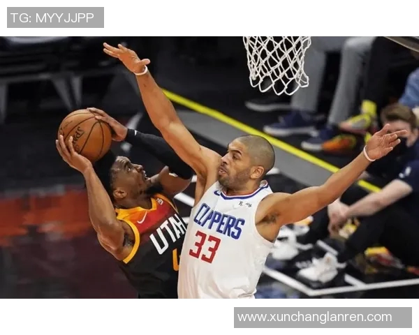 快船与爵士对决分析谁在近期交锋中占据优势 快船与爵士对决分析谁在近期交锋中占据优势