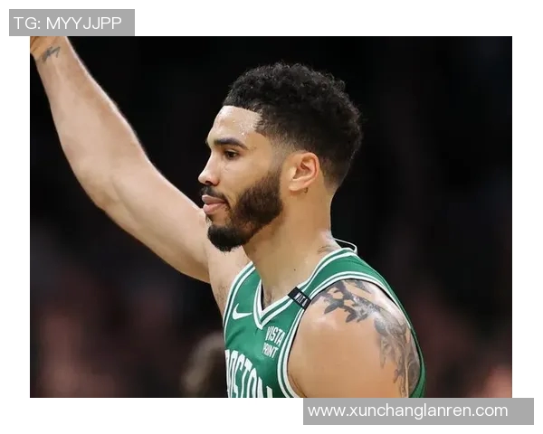 杰森塔图姆如何在NBA赛场上展现出超凡的领导力与竞技实力